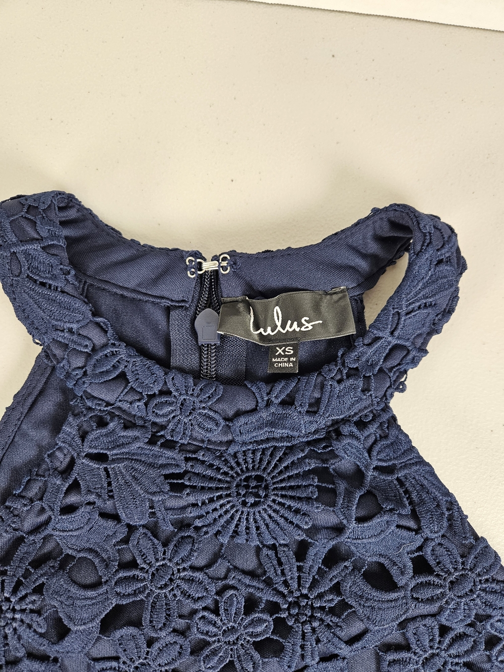 NWT Lulu's Love Poem Dress Women’s XS Lace Mini Crochet Floral Navy Blue - Picture 3 of 10